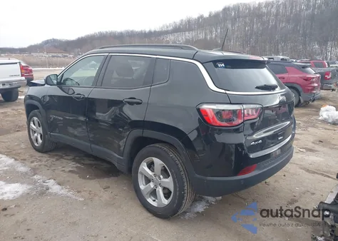 2018 Jeep Compass Latitude 4X4 from USA, damaged, VIN 3C4NJDBB5JT372222